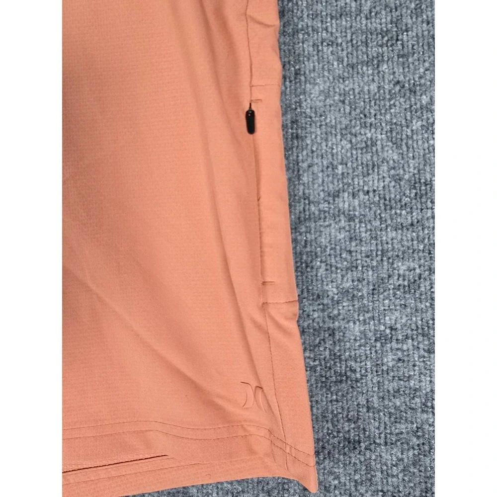 Hurley men trek